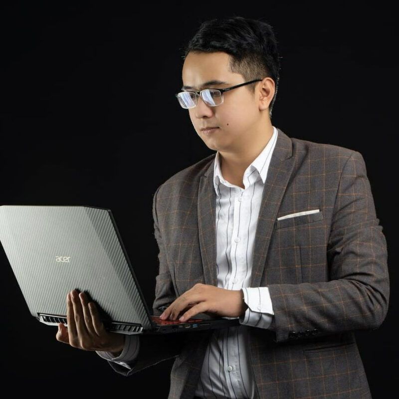 CEO Nguyễn Nhật Hoàng